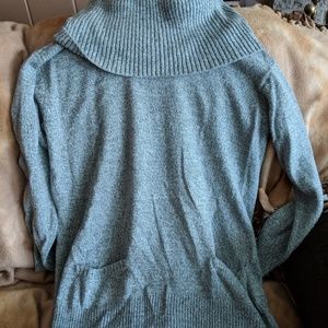 NY& CO. big cowl neck sweater w/pockets size XL